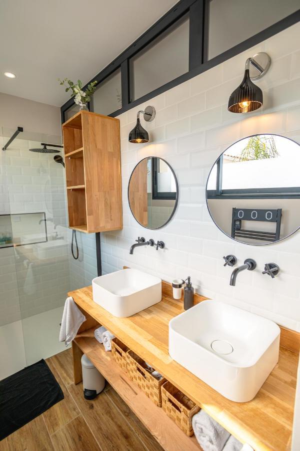 L'Entre Deux-Suite Romantique - Jacuzzi Privatif - Clim Reversible - Wifi Le Somail Zewnętrze zdjęcie