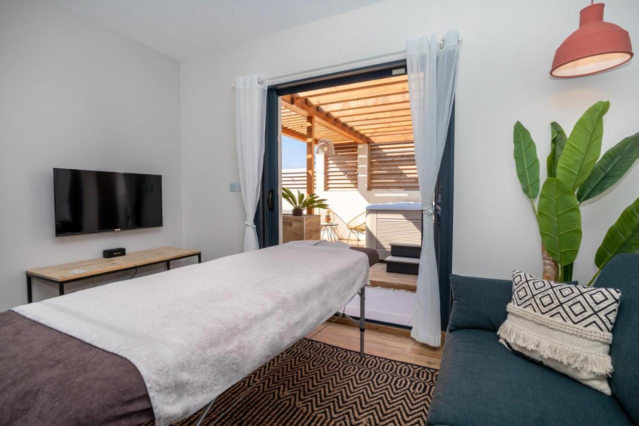 L'Entre Deux-Suite Romantique - Jacuzzi Privatif - Clim Reversible - Wifi Le Somail Zewnętrze zdjęcie
